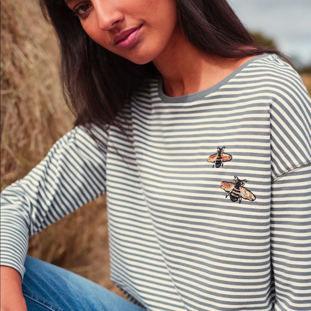 Queen Bees!  Get your bees knees on with this gem!